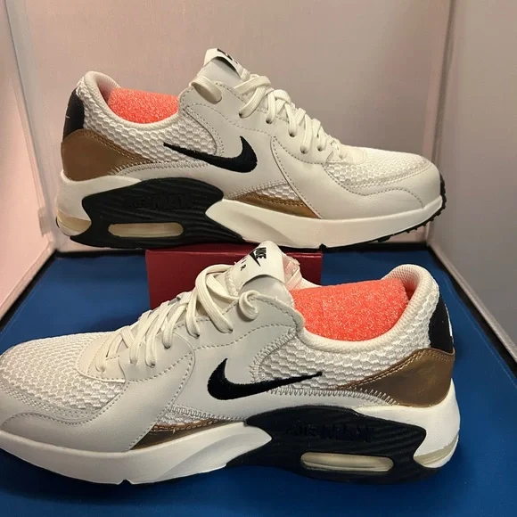 Nike Air Max - Picture 6 of 12